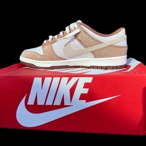Nike Dunk Low Medium Curry